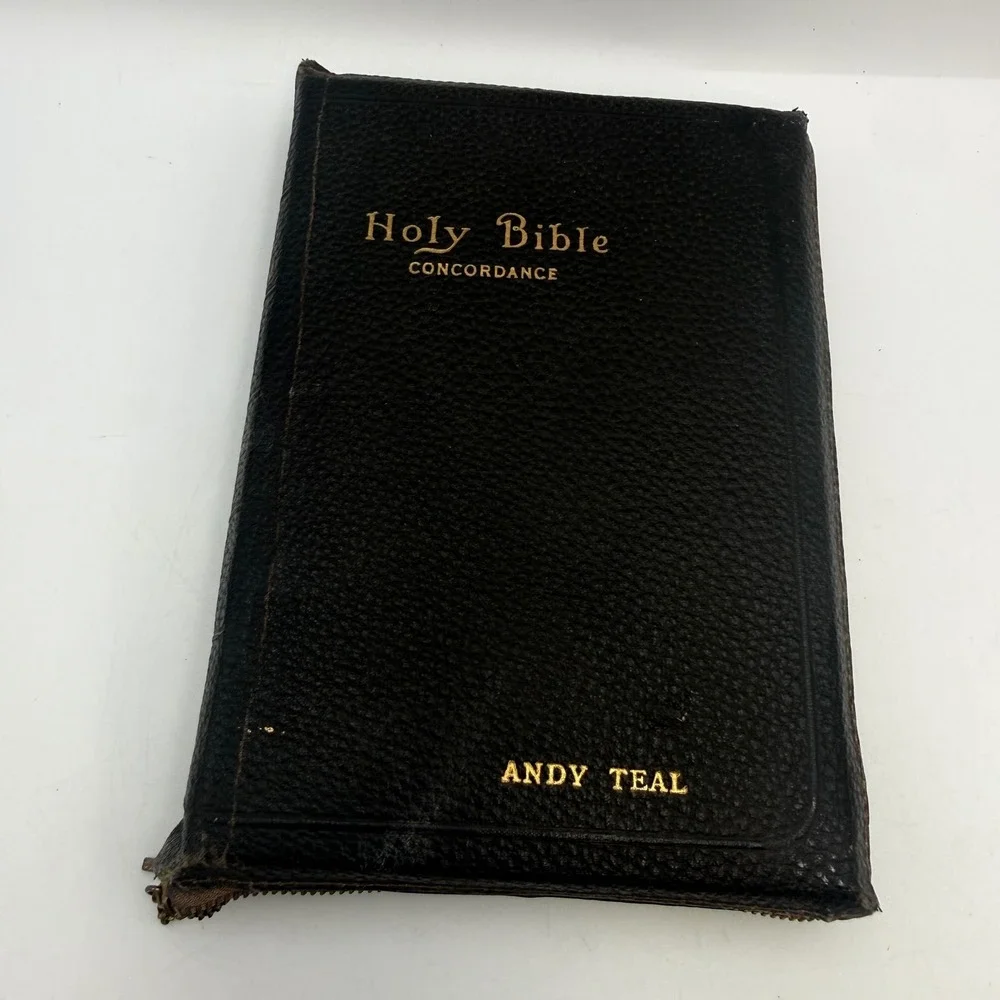 Vintage 1945 KJV Holy Bible Red Letter Edition World Publishing Zipper Cover